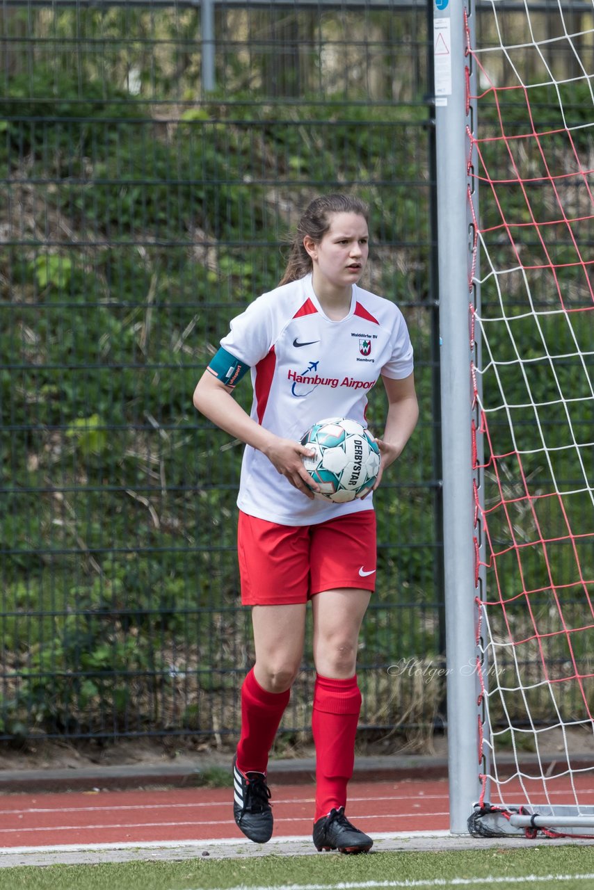 Bild 104 - wCJ Walddoerfer 2 - VfL Pinneberg 2 : Ergebnis: 7:0